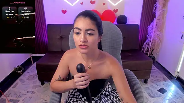 lunaalynch online show from 03.17.26