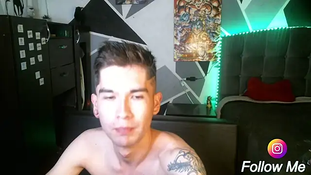 Snapshot of samael1107 chatting on 12.01.24 samael1107 online show from 12.01.24