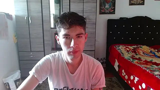 Snapshot of samael1107 chatting on 10.31.25 samael1107 online show from 10.31.25