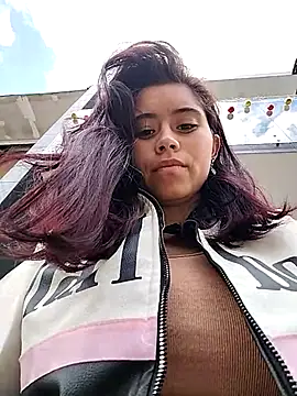 Alexandra 65 online show from 12.17.25