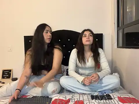 Snapshot of Scarlett_Jazmin chatting on 12.24.24 Scarlett Jazmin online show from 12.24.24