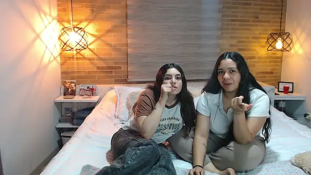 Snapshot of Scarlett_Jazmin chatting on 11.14.25 Scarlett Jazmin online show from 11.14.25