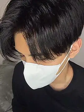 Lio kun online show from 04.10.26