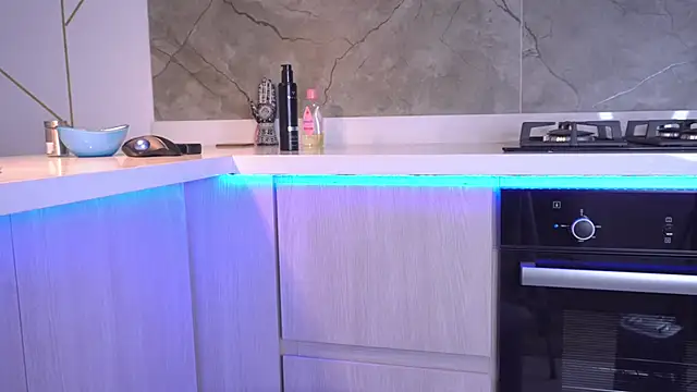 b3llaspringg online show from 02.22.25