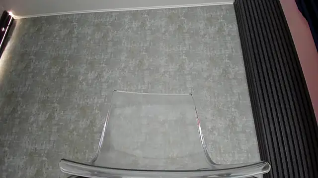 Milla Heart online show from 02.25.25