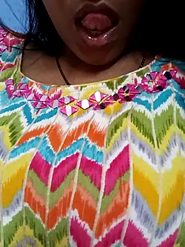 Snapshot of Sanjana-Mehar chatting on 10.15.25 Sanjana-Mehar online show from 10.15.25