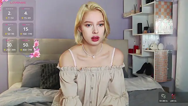 White Lioness online show from 11.30.25