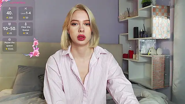 White Lioness online show from 01.17.26