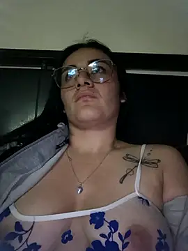 Snapshot of Hanna_Kinsley chatting on 01.24.25 Hanna Kinsley online show from 01.24.25