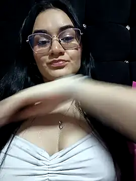 Snapshot of Hanna_Kinsley chatting on 03.13.25 Hanna Kinsley online show from 03.13.25
