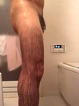 Snapshot of SzkzLing chatting on 09.17.25 SzkzLing online show from 09.17.25