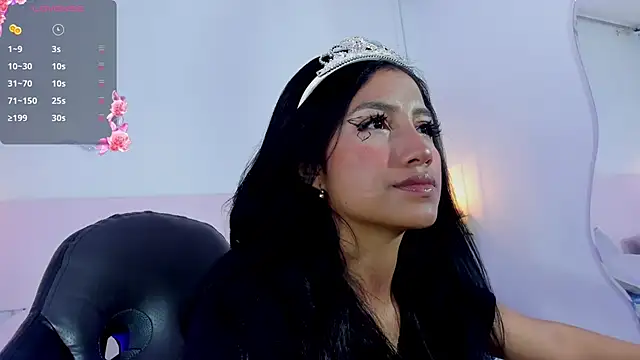 naomiii   online show from 09.25.25