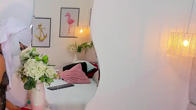 naomiii   online show from 11.20.25