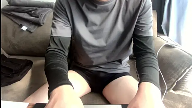 tuki fu online show from 03.10.25