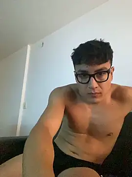 LCarreraa online show from 01.23.25