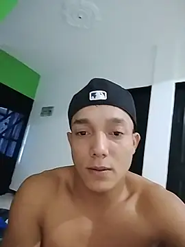 Snapshot of tayson_ chatting on 07.16.26 tayson online show from 07.16.26