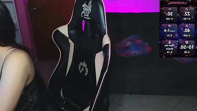 abigail monore  online show from 09.09.25