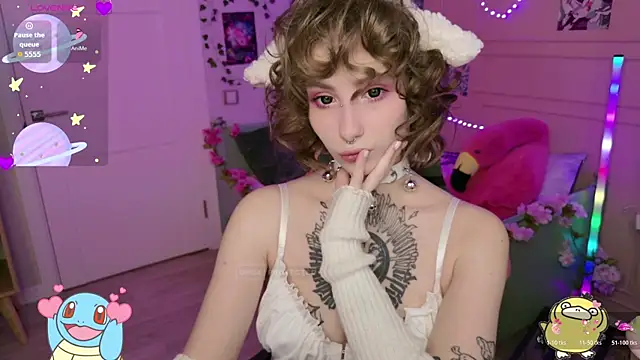 Snapshot of Succvbu7 chatting on 11.29.25 Succvbu7 online show from 11.29.25