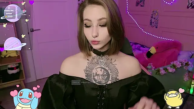 Snapshot of Succvbu7 chatting on 12.15.25 Succvbu7 online show from 12.15.25