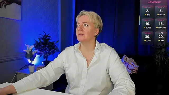 Nika Smit online show from 02.27.26