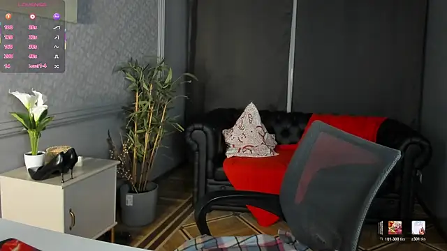 Snapshot of Nika_Smit chatting on 06.21.26 Nika Smit online show from 06.21.26