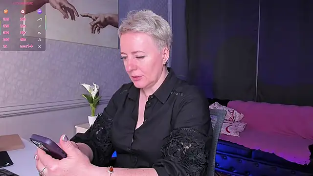 Snapshot of Nika_Smit chatting on 06.27.26 Nika Smit online show from 06.27.26