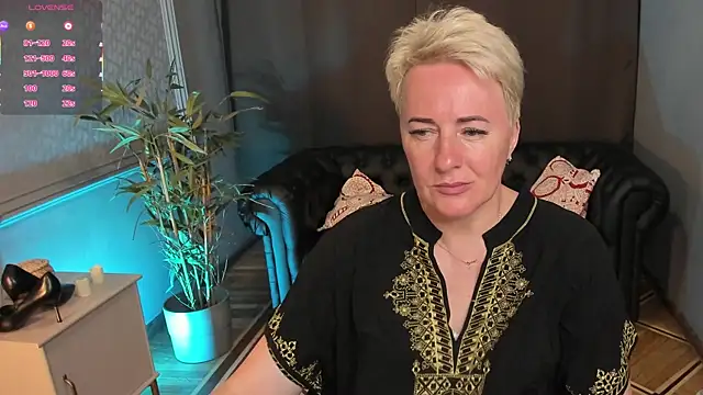 Snapshot of Nika_Smit chatting on 07.03.26 Nika Smit online show from 07.03.26