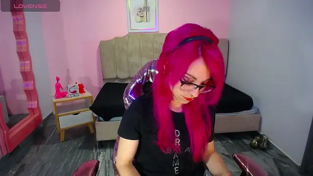 abril ch  online show from 09.11.25