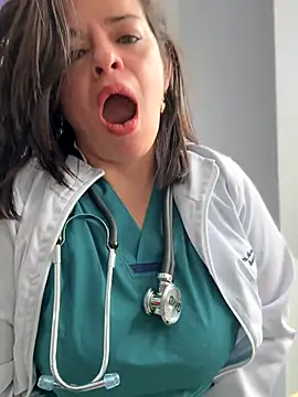 NATHALIA-28  online show from 10.29.25