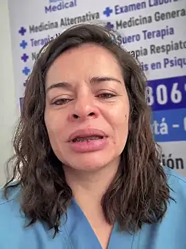 Snapshot of NATHALIA-28_ chatting on 12.18.25 NATHALIA-28 online show from 12.18.25