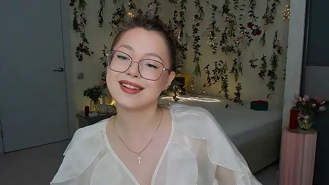 SereneFlame online show from 03.23.26