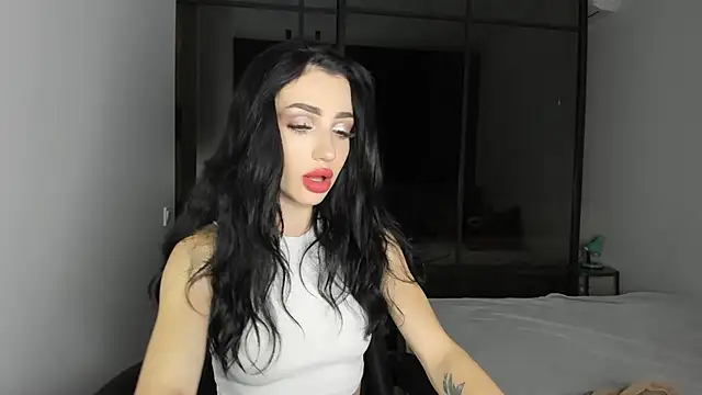 NancyLovee  online show from 09.11.25