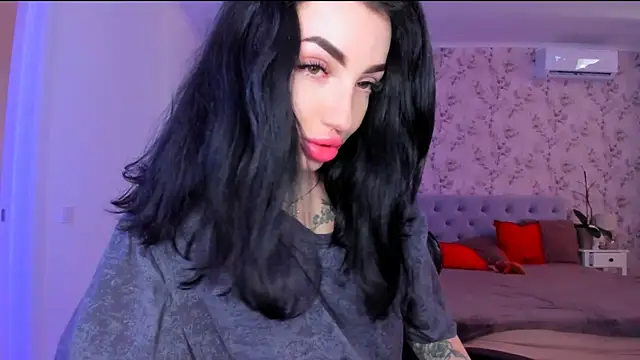 NancyLovee  online show from 06.27.26