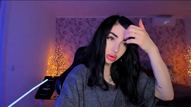 NancyLovee  online show from 07.03.26