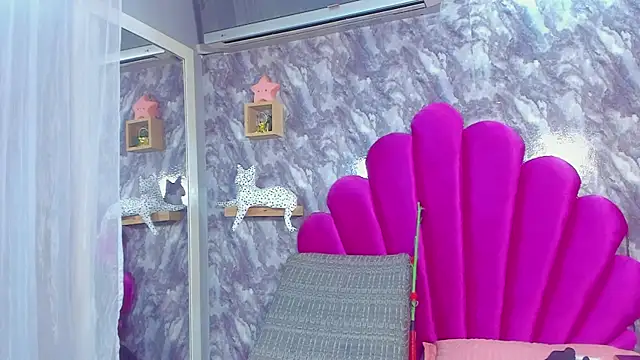 EMMAPARISS online show from 11.01.25