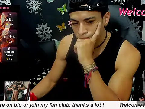 MikeRose94 online show from 10.13.25