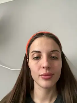 Snapshot of AmiLavs chatting on 02.07.25 AmiLavs online show from 02.07.25