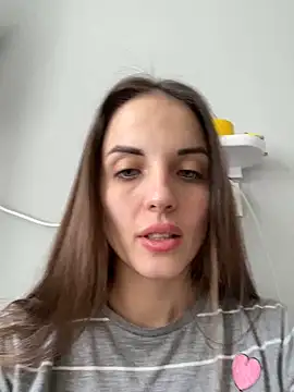 Snapshot of AmiLavs chatting on 03.06.25 AmiLavs online show from 03.06.25