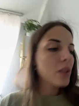 Snapshot of AmiLavs chatting on 09.12.25 AmiLavs online show from 09.12.25