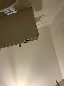 Snapshot of EmilyWi_ chatting on 09.29.25 EmilyWi online show from 09.29.25