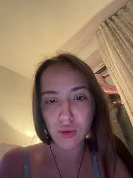 EmilyWi  online show from 05.25.26