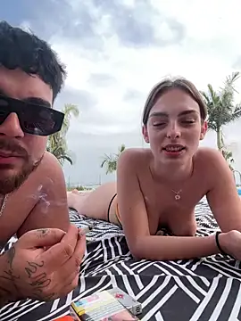 MrAndMrsSavage online show from 04.16.26