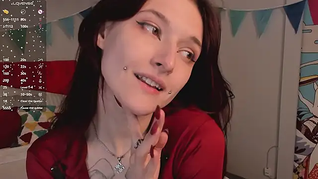 Snapshot of J_Hunter_ chatting on 02.05.25 J Hunter online show from 02.05.25