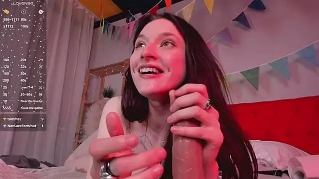 Snapshot of J_Hunter_ chatting on 03.02.25 J Hunter online show from 03.02.25