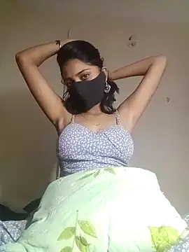 Snapshot of HotKhushi13 chatting on 12.08.24 HotKhushi13 online show from 12.08.24