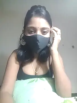 Snapshot of HotKhushi13 chatting on 12.10.24 HotKhushi13 online show from 12.10.24