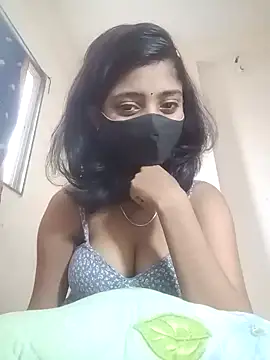 Snapshot of HotKhushi13 chatting on 12.22.24 HotKhushi13 online show from 12.22.24