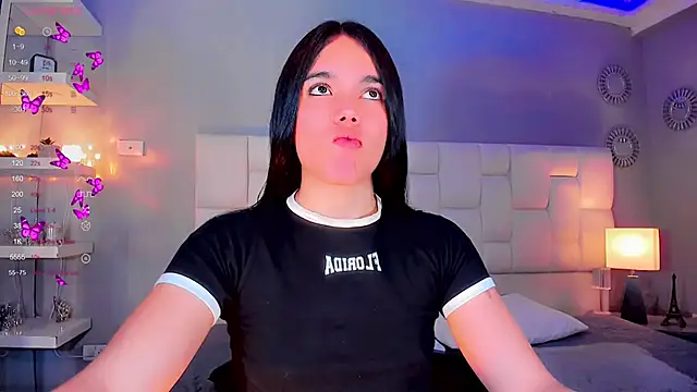 Snapshot of OSMARIEL_SWEETT chatting on 12.17.24 OSMARIEL SWEETT online show from 12.17.24