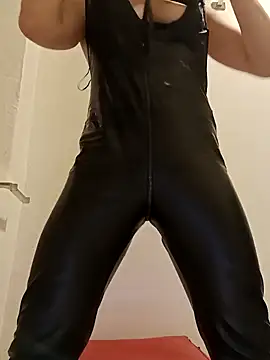 Snapshot of VanessaBraun chatting on 01.15.25 VanessaBraun online show from 01.15.25