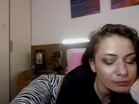 Snapshot of VanessaBraun chatting on 01.26.25 VanessaBraun online show from 01.26.25